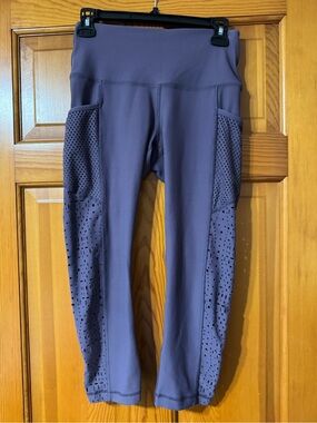Reflex 90 Degree Lavender Capri Leggings with Subtle Logo